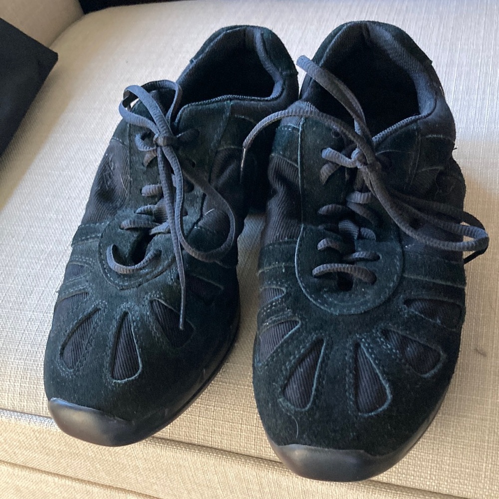 Snazz high step sneakers